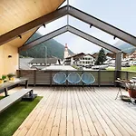 Zum Stubaier Gletscher - Dorf Hébergement de vacances Neustift im Stubaital