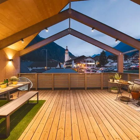 Zum Stubaier Gletscher - Dorf