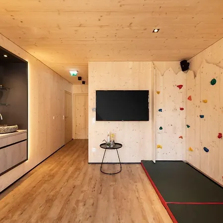 Zum Stubaier Gletscher - Dorf Holiday home