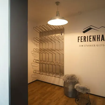 Zum Stubaier Gletscher - Dorf Holiday home